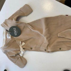 Baby waffle gown - BNWT - kid wild